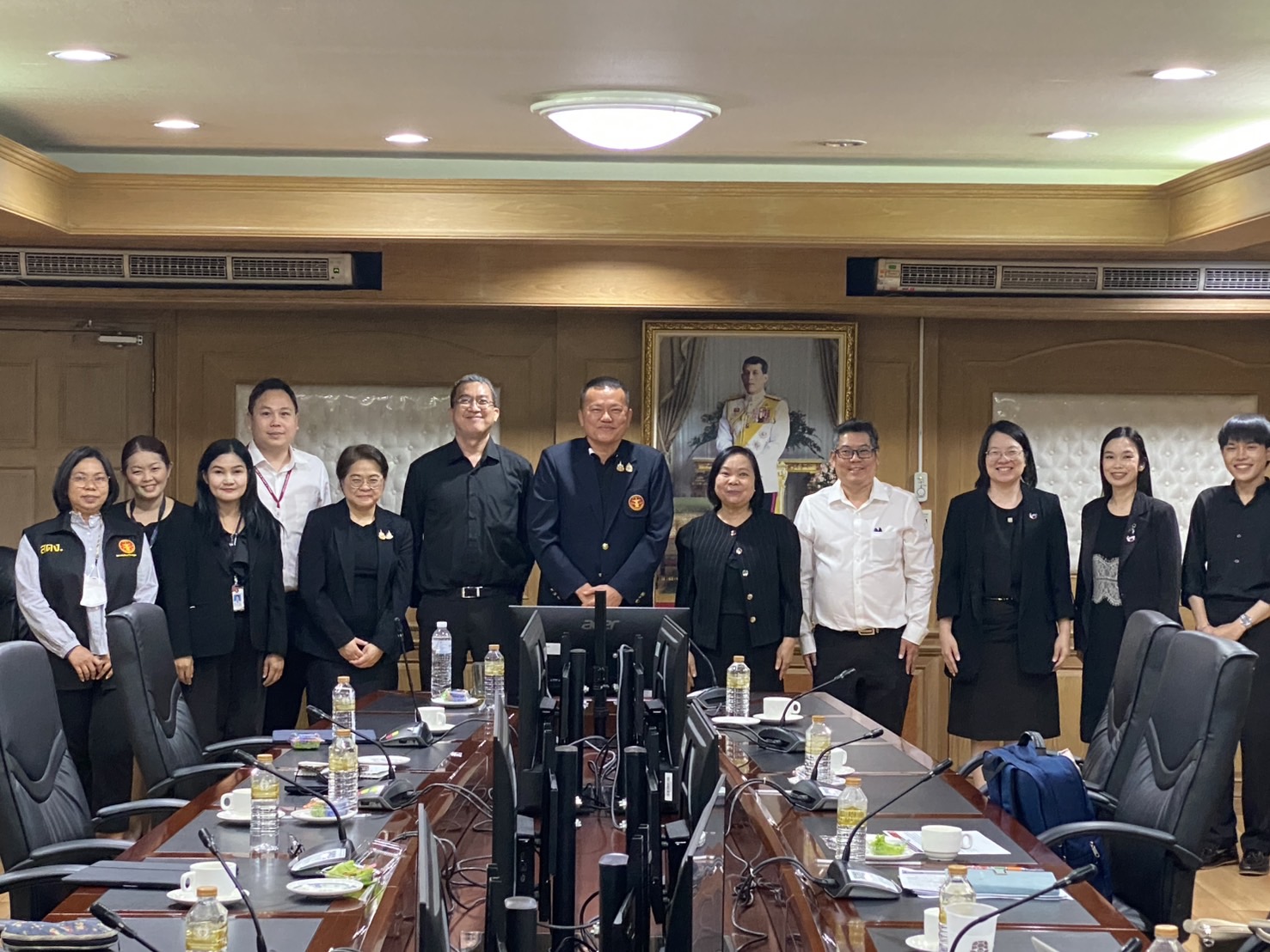 2569-03-12 การประชุมระหว่างสำนักงานการตรวจเงินแผ่นดินและสำนักงานคณะกรรมการพัฒนาระบบราชการ (สำนักงาน ก.พ.ร.)