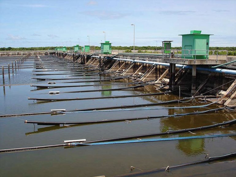 สั่งรื้อคดี