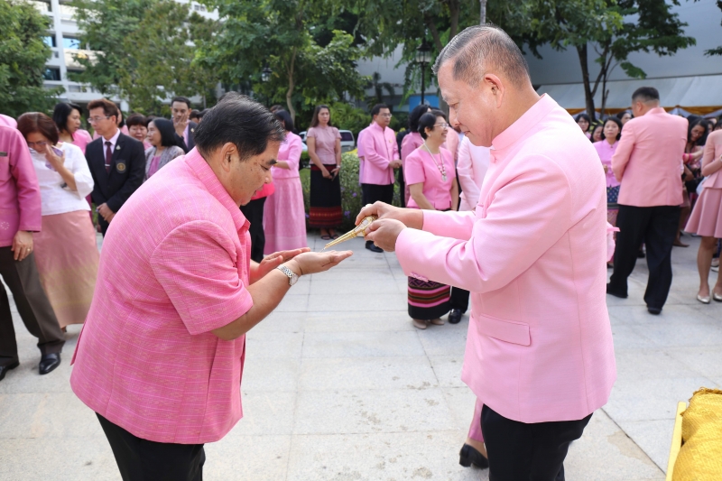 พิธีบวงสรวงเนื่องในวันคล้ายวันสถาปนา สำนักงานการตรวจเงินแผ่นดิน ครบรอบ 104 ปี