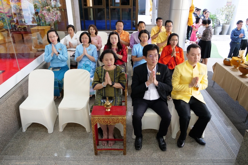 2562-09-25 สตง.ร่วมเป็นเจ้าภาพบำเพ็ญกุศลพระพิธีธรรมสวดพระอภิธรรมศพ พลเอก เปรม  ติณสูลานนท์ อดีตประธานองคมนตรีและรัฐบุรุษ 