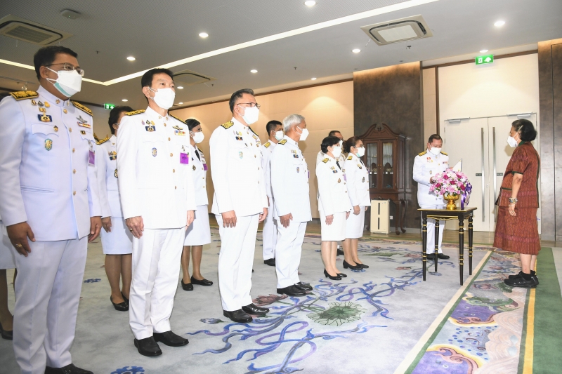 สมเด็จพระกนิษฐาธิราชเจ้า กรมสมเด็จพระเทพรัตนราชสุดา ฯ สยามบรมราชกุมารี พระราชทานพระราชวโรกาสให้คณะกรรมการตรวจเงินแผ่นดิน ผู้ว่าก