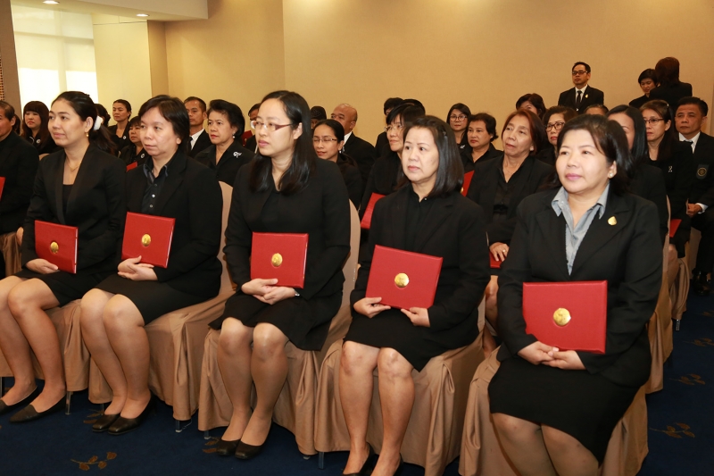 พิธีมอบประกาศนียบัตร 