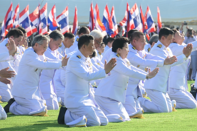 สตง.ร่วมพิธีวางพานพุ่มและถวายบังคมฯ 5 ธันวาคม 2561