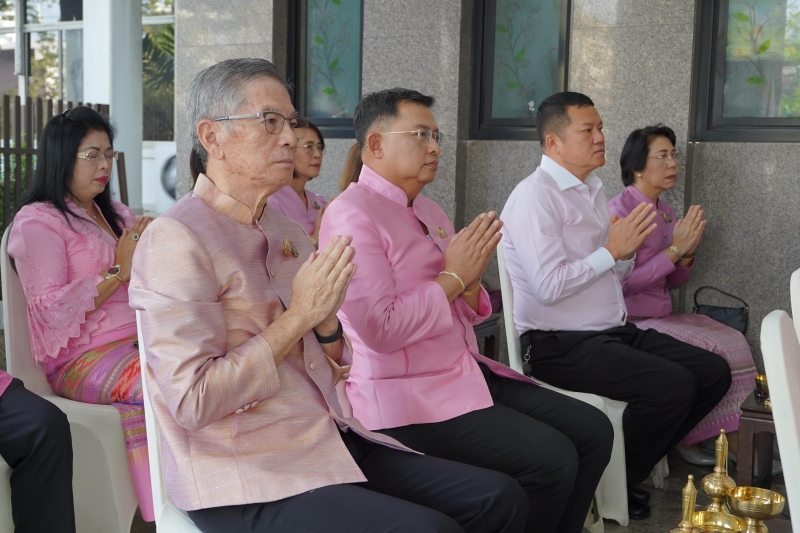 สำนักงานการตรวจเงินแผ่นดิน ถวายผ้าพระกฐินพระราชทาน ประจำปี 2562 ณ พระมหาธาตุแก่นนครอนุสรณ์สาธุชน วัดหนองแวง พระอารามหลวง  ตำบลใน