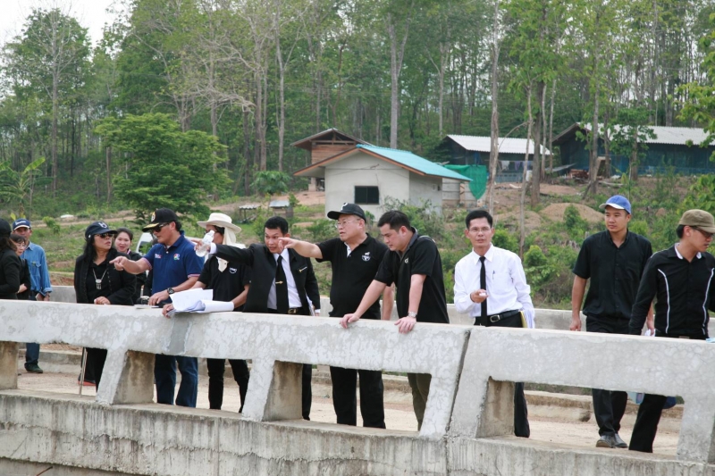 ผตง.ลงพื้นที่ตรวจสอบฝายกั้นน้ำวังต้นงิ้ว จ.แพร่