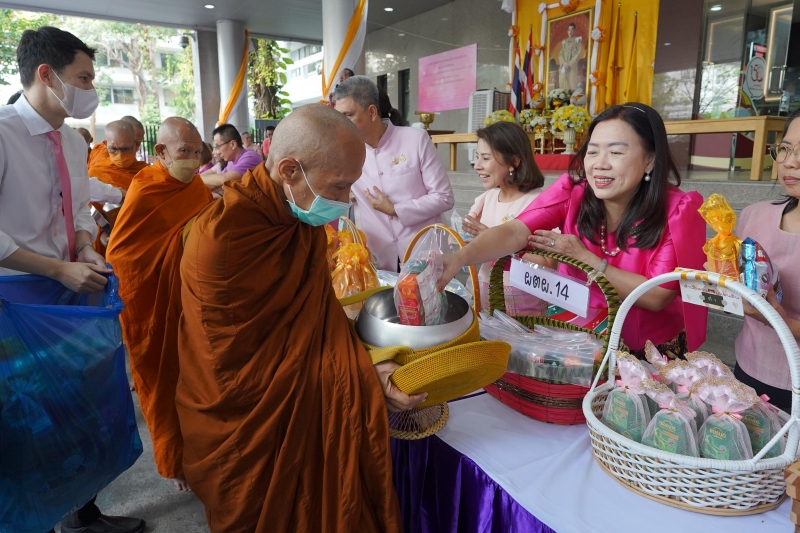 2567-02-09 พิธีเจริญพระพุทธมนต์สมโภชพระพุทธโสธร และบรรจุพระบรมสารีริกธาตุ