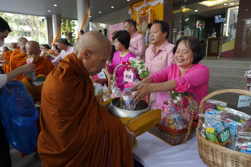 2567-02-09 พิธีเจริญพระพุทธมนต์สมโภชพระพุทธโสธร และบรรจุพระบรมสารีริกธาตุ