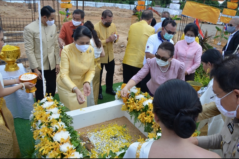 พิธีวางศิลาฤกษ์อาคารที่ทำการและอาคารชุดพักอาศัย สำนักตรวจเงินแผ่นดินจังหวัดสระแก้ว