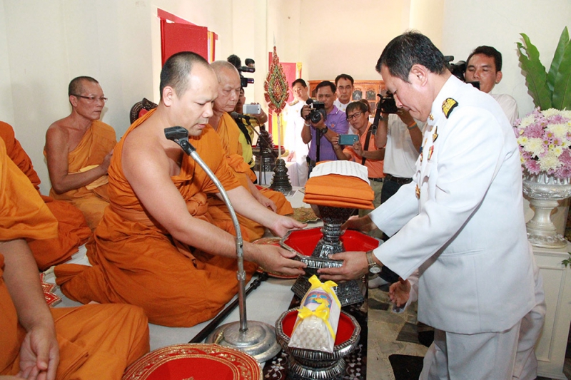 ประธานคณะกรรมการตรวจเงินแผ่นดินร่วมพิธีถวายผ้าพระกฐินพระราชทาน