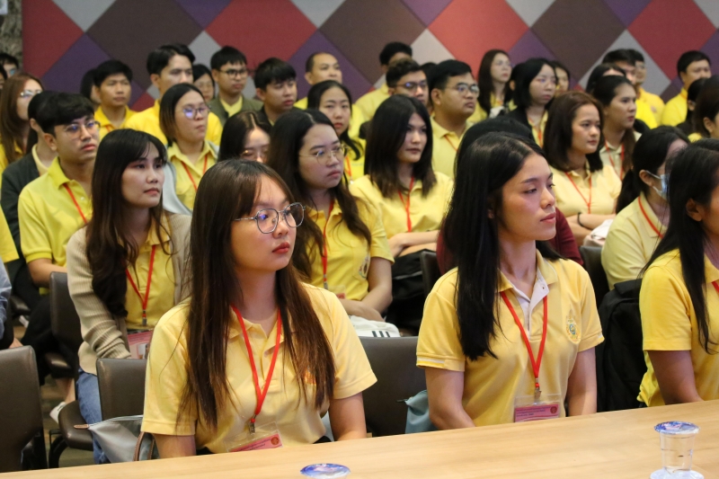 พิธีทำบุญตักบาตรข้าวสารอาหารแห้ง เดือนกุมภาพันธ์