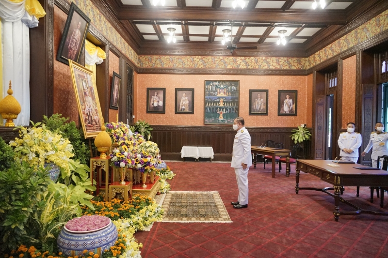  สตง. ลงนามถวายพระพรชัยมงคลพระบาทสมเด็จพระเจ้าอยู่หัว เนื่องในโอกาสวันฉัตรมงคล 4 พฤษภาคม 2563