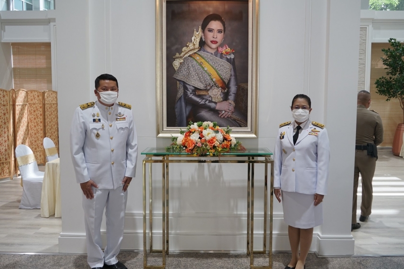  สตง. ถวายแจกันดอกไม้และลงนามถวายพระพรสมเด็จพระเจ้าน้องนางเธอ เจ้าฟ้าจุฬาภรณวลัยลักษณ์ อัครราชกุมารี กรมพระศรีสวางควัฒน วรขัตติย