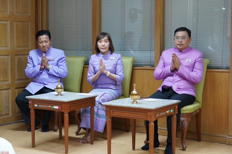 ร่วมวางพวงมาลาเนื่องในโอกาสวันปิยมหาราช