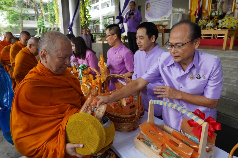 พิธีบำเพ็ญกุศลและกิจกรรมน้อมรำลึกเนื่องในวันคล้ายวันสวรรคตพระบาทสมเด็จพระจุลจอมเกล้าเจ้าอยู่หัว 23 ตุลาคม 2562 ณ ท้องสนามหลวง
