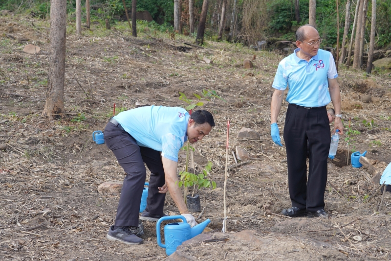 พิธีบำเพ็ญกุศลและกิจกรรมน้อมรำลึกเนื่องในวันคล้ายวันสวรรคตพระบาทสมเด็จพระบรมชนกาธิเบศร มหาภูมิพลอดุลเดชมหาราช บรมนาถบพิตร
