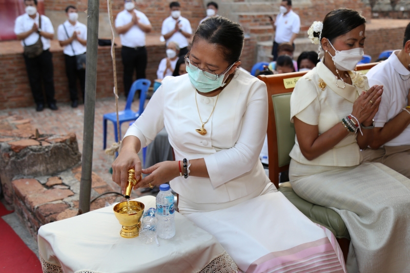 พิธีอธิษฐานจิตมวลสาร แผ่นจาร และแผ่นดวงชะตา 