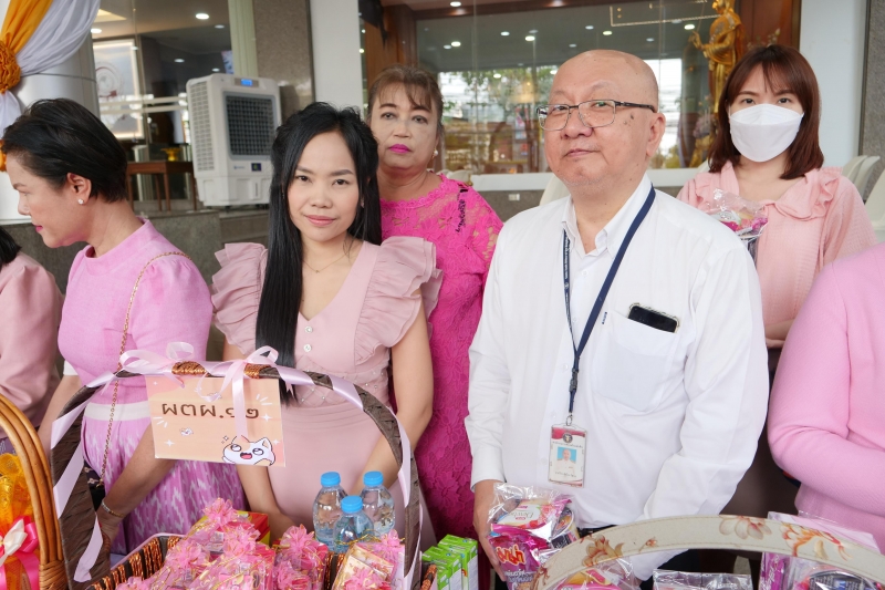 เฉลิมพระชนมพรรษา สมเด็จพระนางเจ้า ฯ พระบรมราชินี