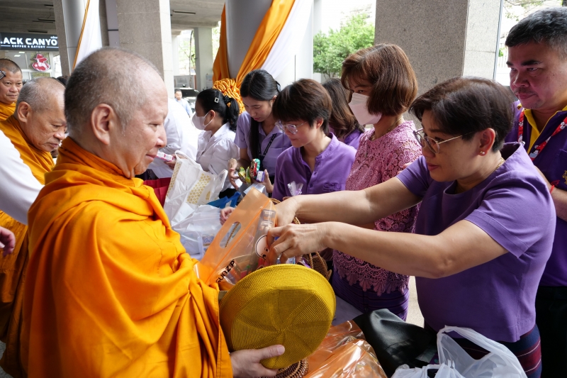 พิธีบำเพ็ญกุศลและกิจกรรมน้อมรำลึกเนื่องในวันคล้ายวันสวรรคตพระบาทสมเด็จพระจุลจอมเกล้าเจ้าอยู่หัว 23 ตุลาคม 2562 ณ ท้องสนามหลวง