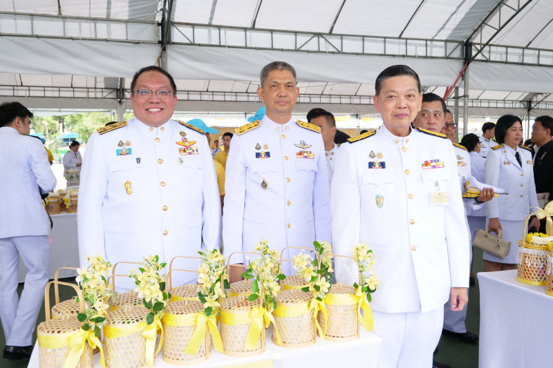 ร่วมวางพวงมาลาเนื่องในโอกาสวันปิยมหาราช