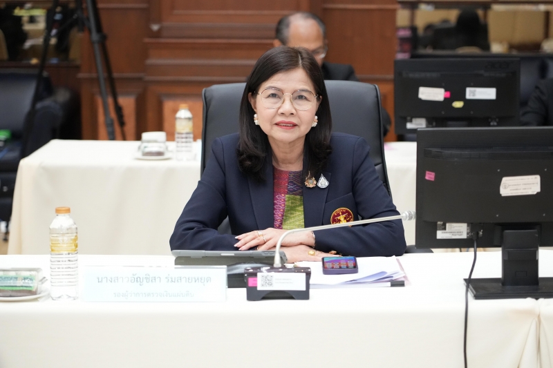พิธีทำบุญตักบาตรข้าวสารอาหารแห้ง เดือนกุมภาพันธ์