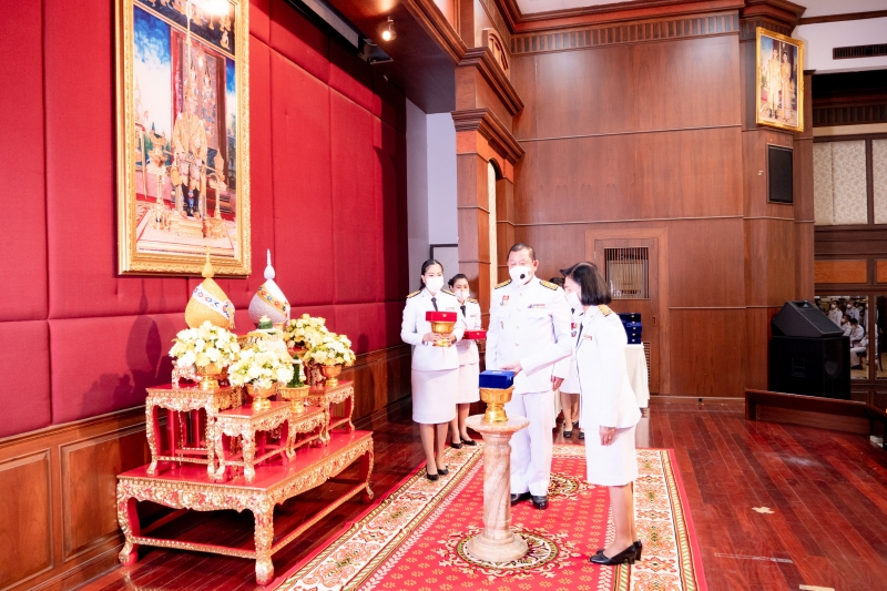 พิธีรับพระราชทานเครื่องราชอิสริยาภรณ์ชั้นสายสะพาย ประจำปี 2563