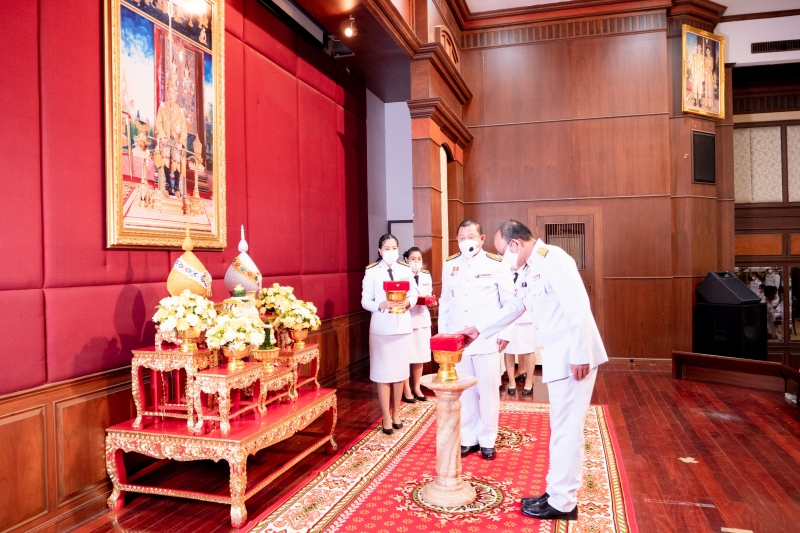 พิธีรับพระราชทานเครื่องราชอิสริยาภรณ์ชั้นสายสะพาย ประจำปี 2563