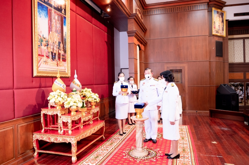 พิธีรับพระราชทานเครื่องราชอิสริยาภรณ์ชั้นสายสะพาย ประจำปี 2563