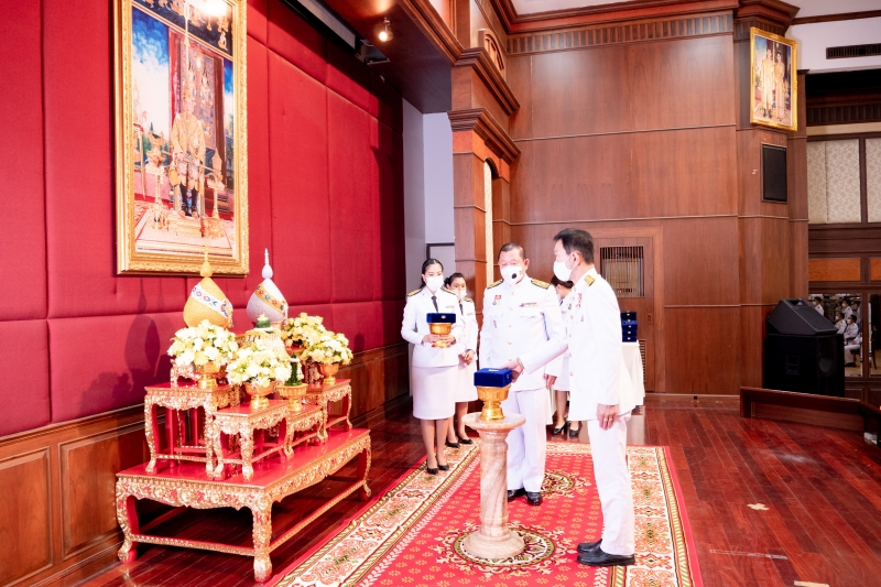 พิธีรับพระราชทานเครื่องราชอิสริยาภรณ์ชั้นสายสะพาย ประจำปี 2563