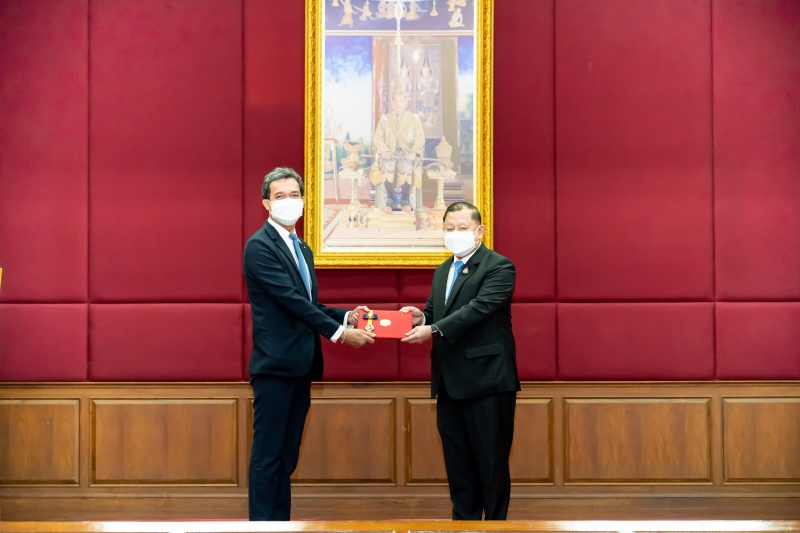 พิธีมอบประกาศนียบัตร โครงการพัฒนานักบริหารการตรวจเงินแผ่นดินระดับสูง (นตส.) รุ่นที่ 11 ณ สำนักงานการตรวจเงินแผ่นดิน