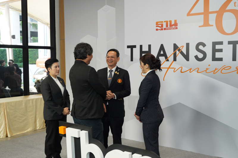 นายคณพศ หงสาวรางกูร รองผู้ว่าการตรวจเงินแผ่นดิน ร่วมแสดงความยินดี