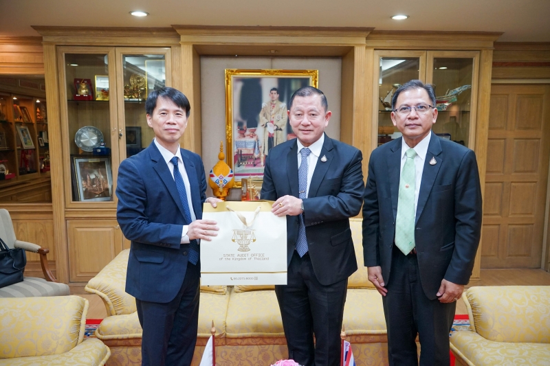 คณะผู้แทนจากสถาบันฝึกอบรมด้านการตรวจสอบและสืบสวนของ สตง. เกาหลี เข้าเยี่ยมคารวะ ปตง. ผตง. และคณะผู้บริหาร สตง.