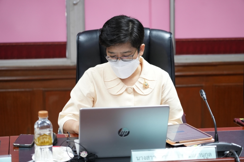 พิธีทำบุญตักบาตรข้าวสารอาหารแห้ง คณะสงฆ์จากวัดพระราม 9 กาญจนาภิเษก พระอารามหลวง 