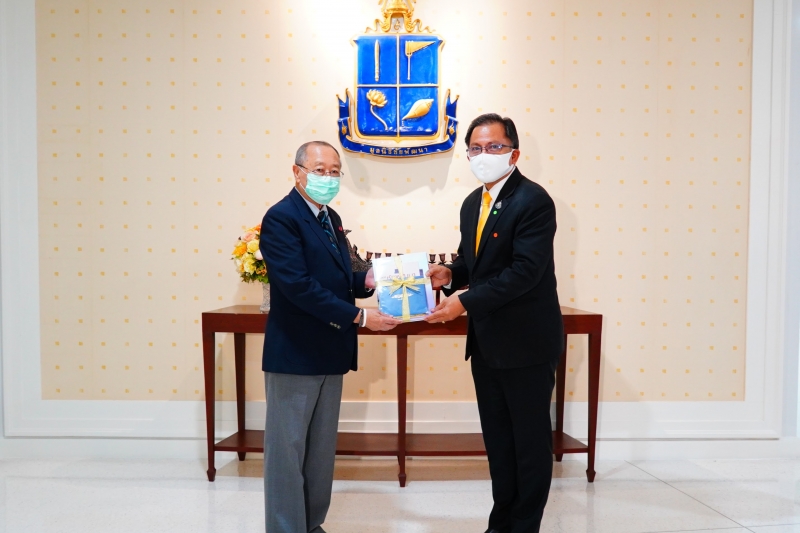 สตง. สมทบ กองทุนชัยพัฒนาสู้ภัยโควิด 19