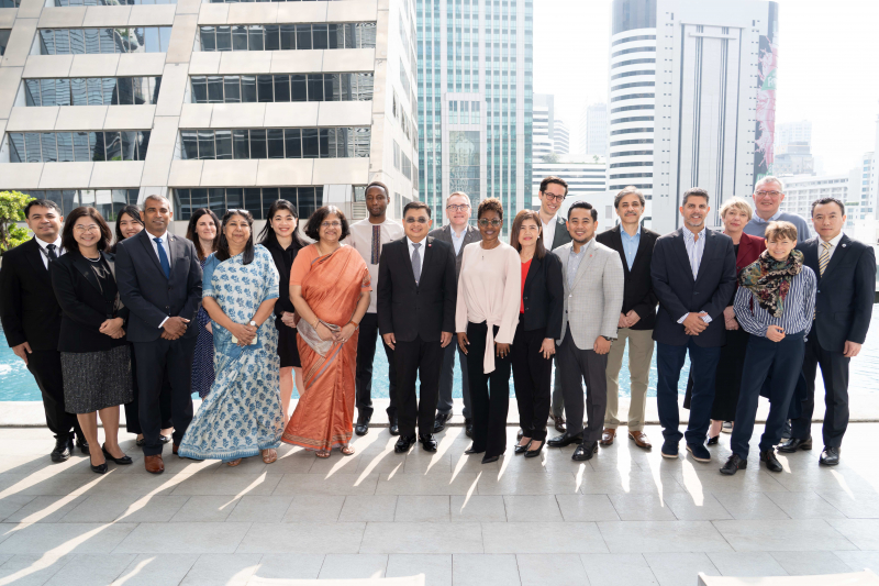 ถ่ายภาพหมุ่