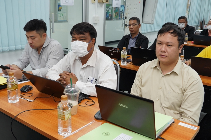 โดรน