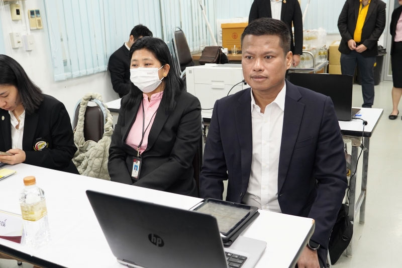 โดรน