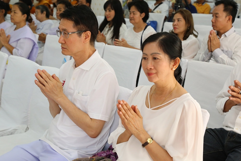 พิธีทำบุญ วัดยานนาวา