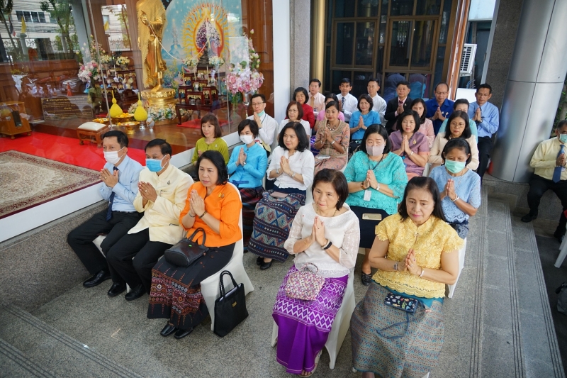 พิธีทำบุญตักบาตรข้าวสารอาหารแห้ง คณะสงฆ์จำนวน 9 รูป จากวัดไผ่ตัน เขตพญาไท กรุงเทพฯ