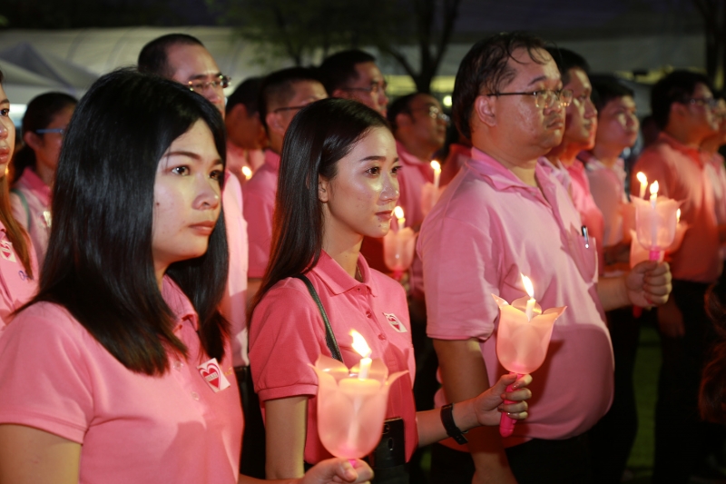 พิธีจุดเทียนเพื่อน้อมรำลึกในพระมหากรุณาธิคุณ เนื่องในวันคล้ายวันสวรรคตพระบาทสมเด็จพระจุลจอมเกล้าเจ้าอยู่หัว