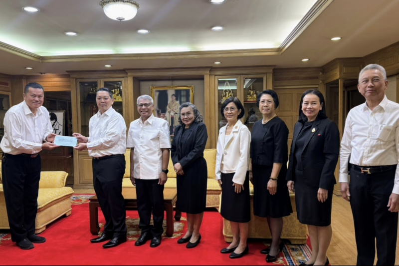 คตง. มอบเงินเหตุแผ่นดินไหว