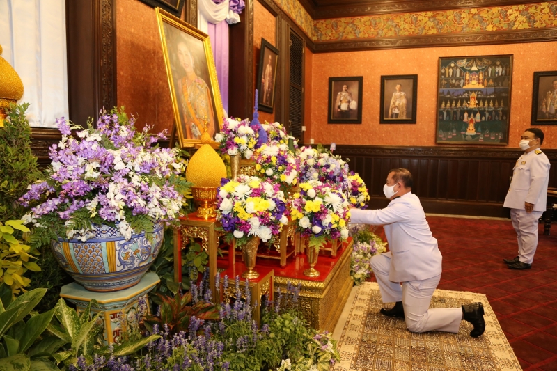 สตง. ลงนามถวายพระพรชัยมงคลสมเด็จพระนางเจ้าฯ พระบรมราชินี 