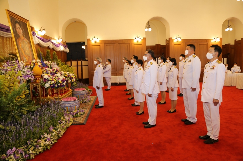 สตง. ลงนามถวายพระพรชัยมงคลสมเด็จพระนางเจ้าฯ พระบรมราชินี 