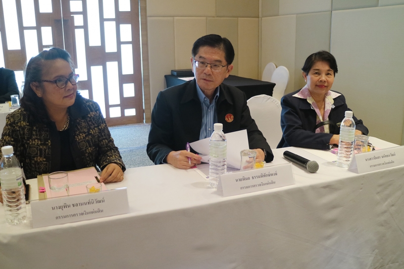 คตง. และผตง. ประชุมสัญจรและตรวจเยี่ยมสำนักตรวจสอบพิเศษภาค 13 (จังหวัดสุราษฎร์ธานี)