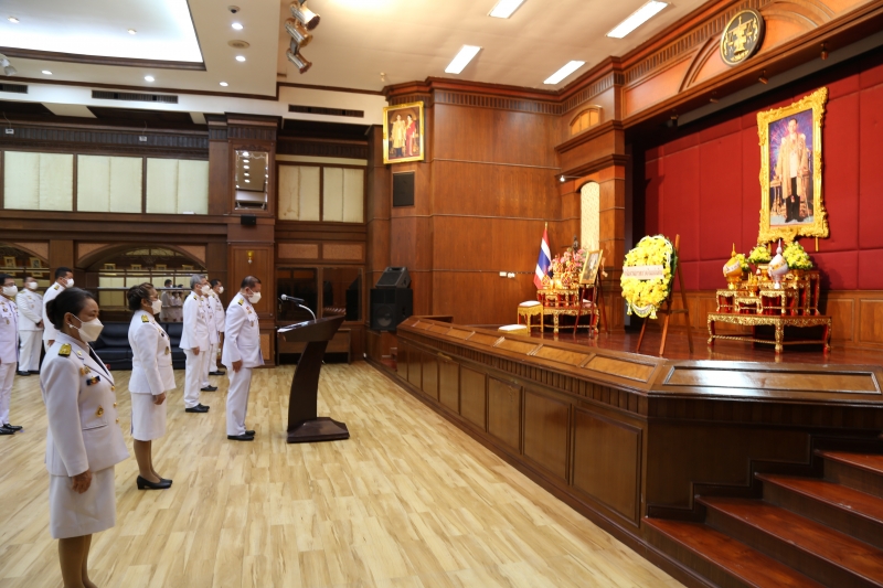 พิธีวางพวงมาลาเนื่องในวันคล้ายวันสวรรคตพระบาทสมเด็จพระบรมชนกาธิเบศร มหาภูมิพลอดุลยเดชมหาราช บรมนาถบพิตร 13 ตุลาคม 2564