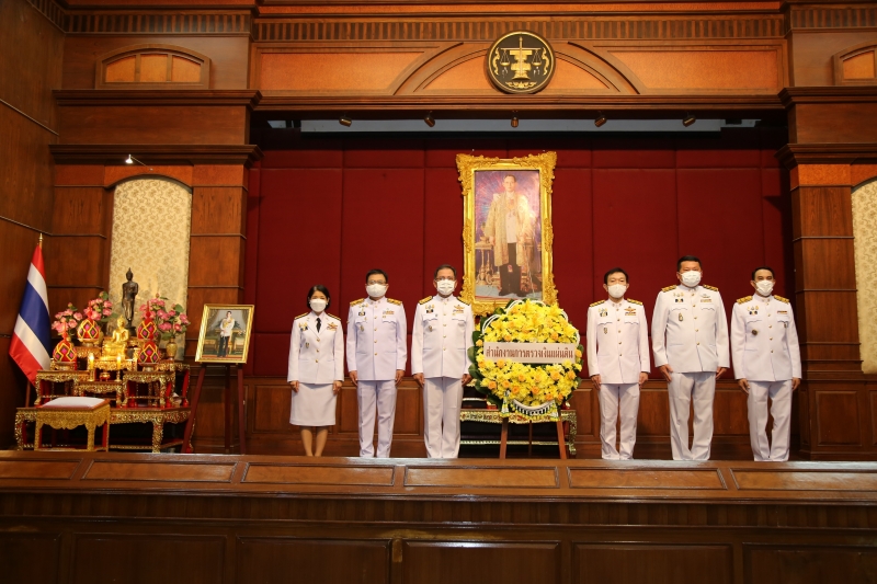 พิธีวางพวงมาลาเนื่องในวันคล้ายวันสวรรคตพระบาทสมเด็จพระบรมชนกาธิเบศร มหาภูมิพลอดุลยเดชมหาราช บรมนาถบพิตร 13 ตุลาคม 2564