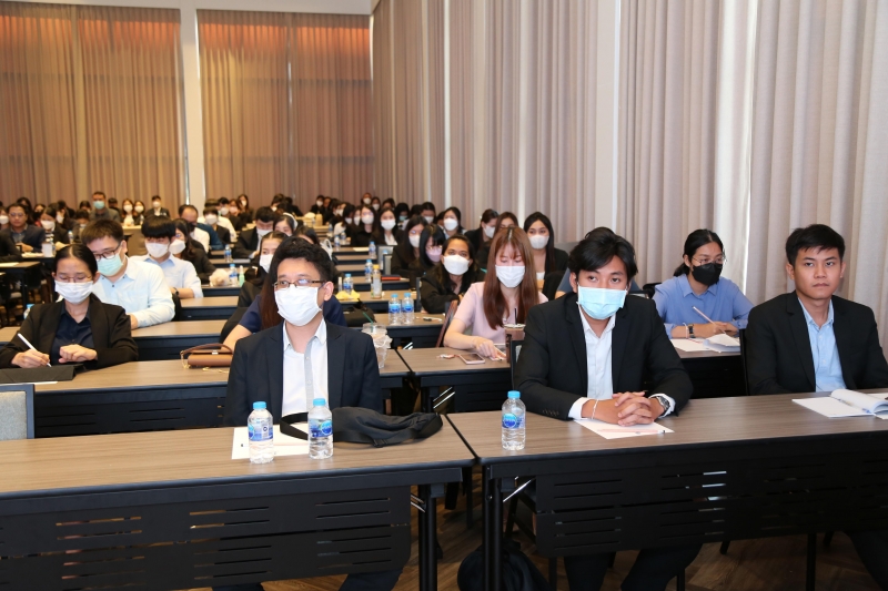 นางยุพิน ชลานนท์นิวัฒน์ กรรมการตรวจเงินแผ่นดิน ให้เกียรติเป็นวิทยากรบรรยายโครงการพัฒนาข้าราชการใหม่ ปีงบประมาณ 2566 ณ โรงแรม เบส