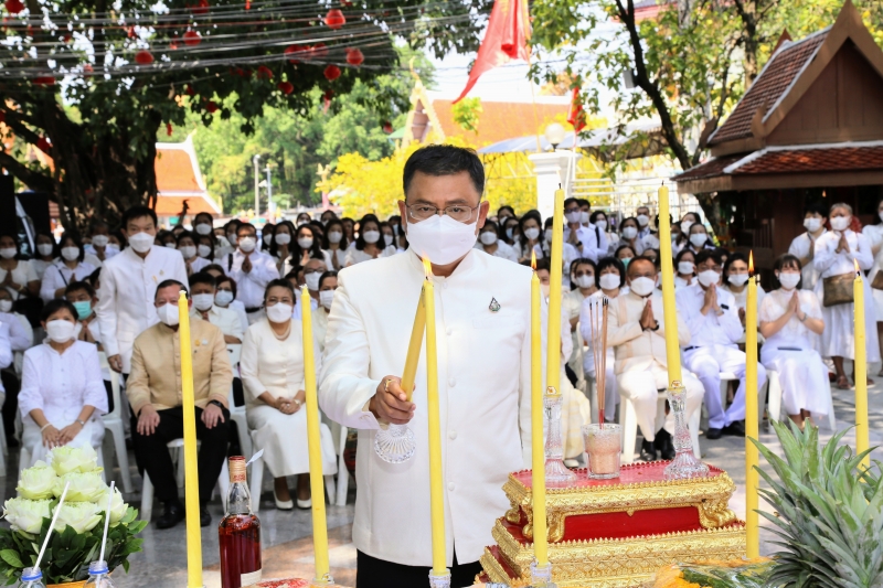 พิธีบวงสรวงดวงพระวิญญาณสมเด็จพระเจ้าตากสินมหาราช ณ ศาลสมเด็จพระเจ้ากรุงธนบุรีมหาราช วัดหงส์รัตนาราม ราชวรวิหาร กรุงเทพมหานคร