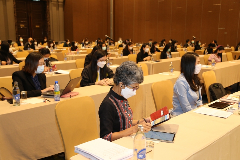 พิธีเปิดโครงการฝึกอบรมเชิงปฏิบัติการหลักสูตร “การปฏิบัติงานตามคู่มือการตรวจสอบการเงิน (ฉบับปรับปรุง พ.ศ. 2564)” ระดับชำนาญการพิเ