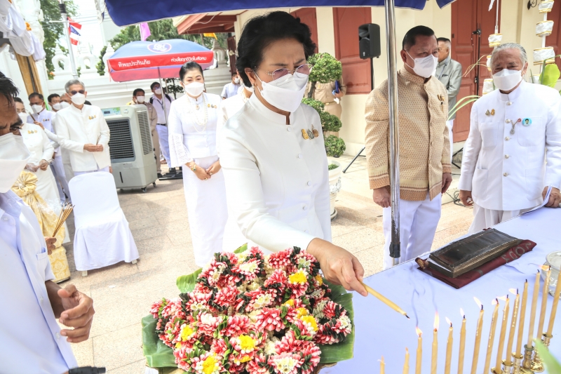  สมเด็จพระอริยวงศาคตญาณ สมเด็จพระสังฆราช สกลมหาสังฆปริณายก ทรงเป็นประธานในพิธีเททองหล่อองค์พระพุทธโสธร รุ่น มงคลแผ่นดิน 108 ณ วั