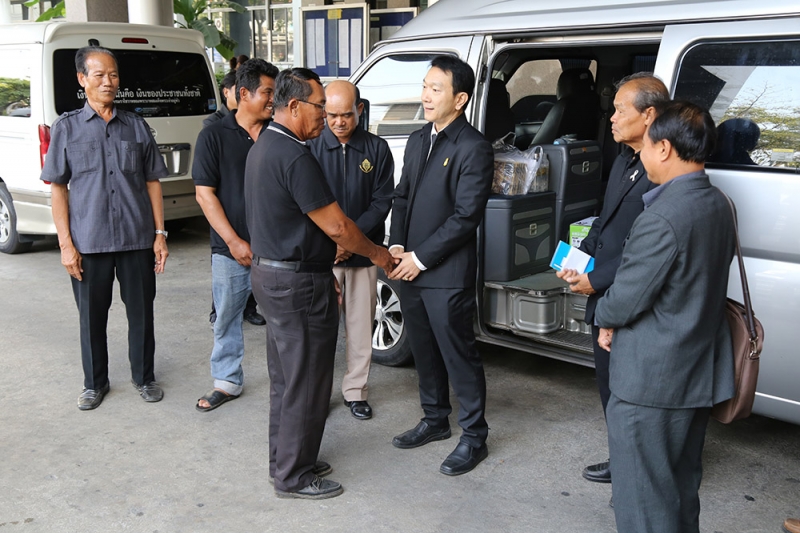 มอบรถยนต์แก่โรงเรียนบ้านโพนขวาว จ.อำนาจเจริญ